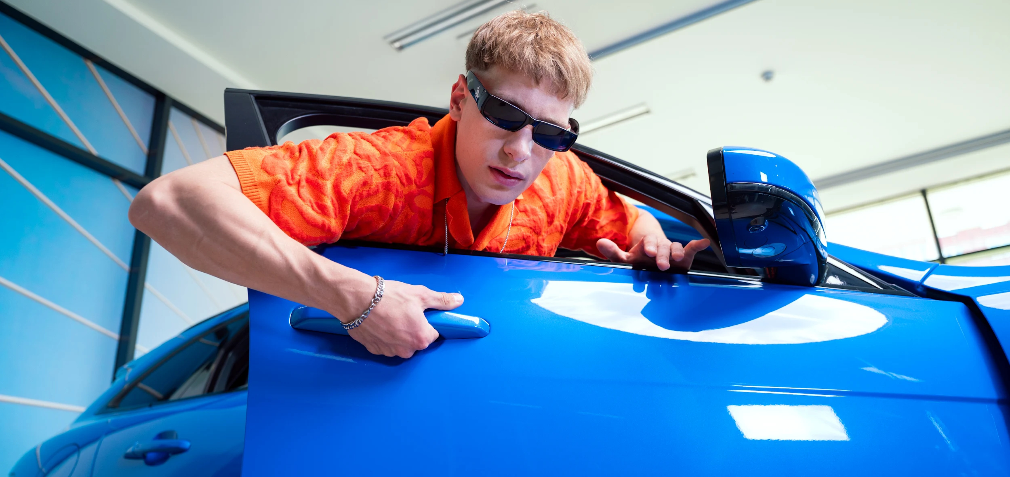 Оклейка пленками баннер